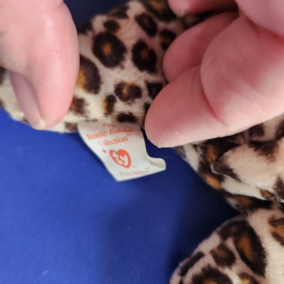 Retired Rare Ty Cream Siamese Cat and Freckles Leopard - Picture 7 of 14